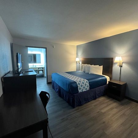 Travelodge By Wyndham Gainesville Exterior foto